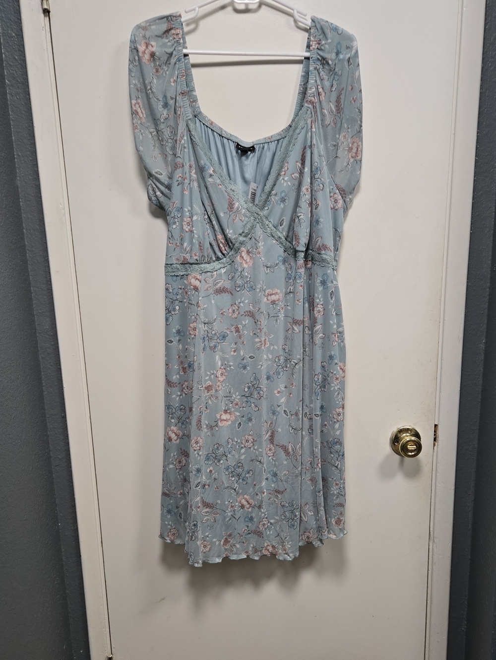 torrid Light Blue Floral Midi Dress